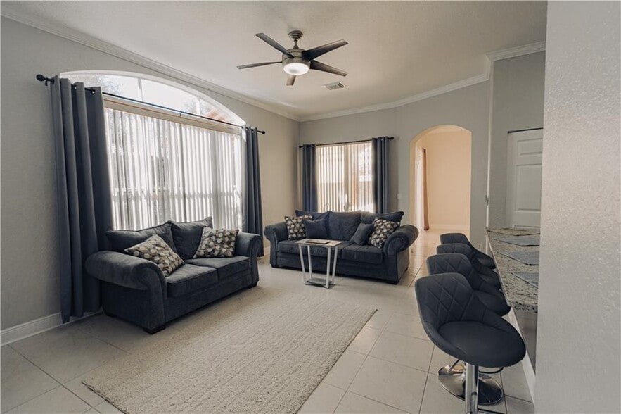 Building Photo - 7682 NW 19th St