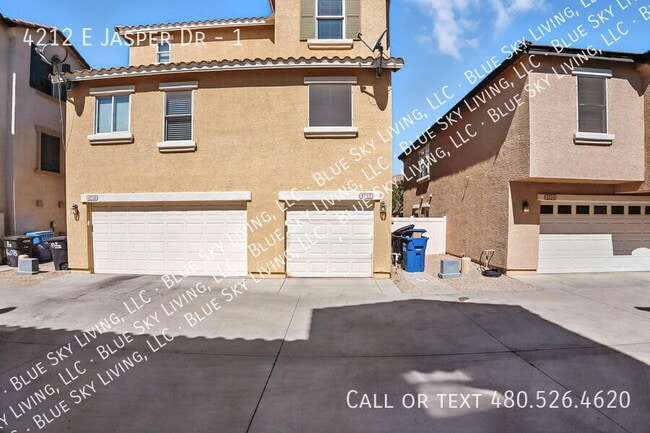 Building Photo - 4212 E Jasper Dr