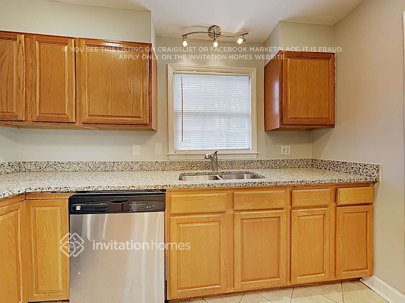Building Photo - 2818 Archdale Dr