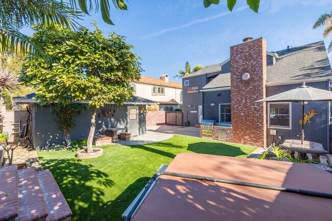 Building Photo - 1605 Lynngrove Dr