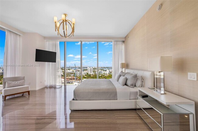 Building Photo - 9705 Collins Ave