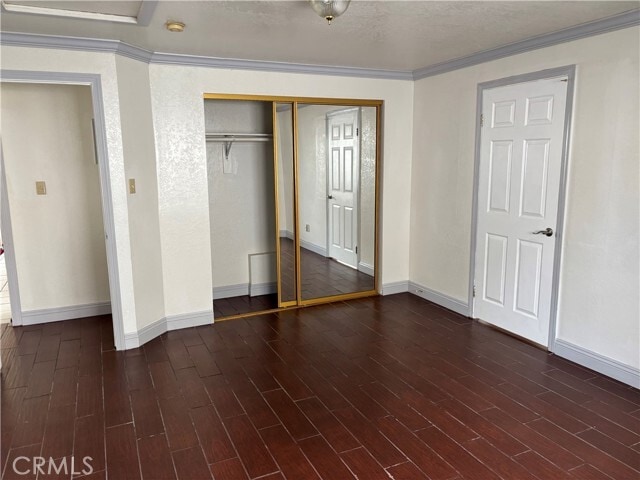 Building Photo - 130 E Sycamore Ave