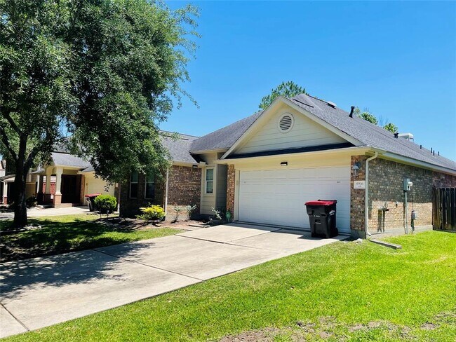 Primary Photo - 4906 Lake Wichita Ln