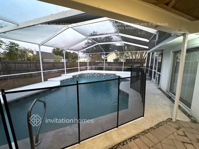 Building Photo - 1902 River Crossing Dr