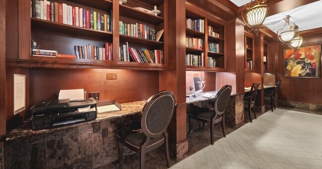 Building Photo - 3525 Sage Rd