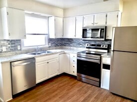 Building Photo - 10477 Sprinkle Rd