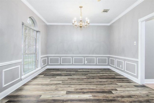 Building Photo - 2117 Enchanted Lake Dr