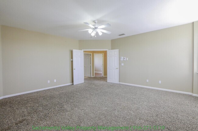 Building Photo - 2400 Snowy Egret Ct