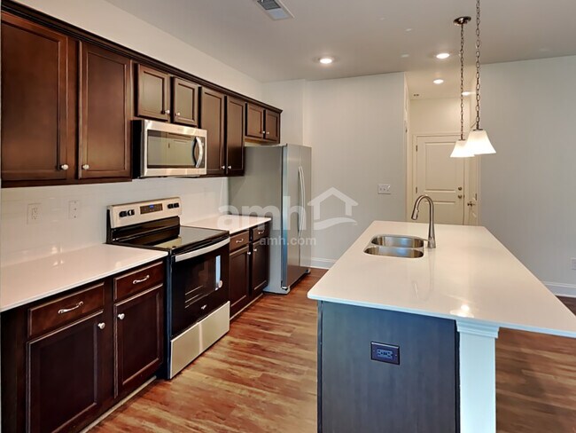 Building Photo - 11134 Hazel Gdns Dr