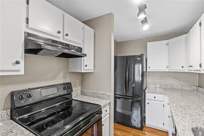Building Photo - 66 Girard Ave