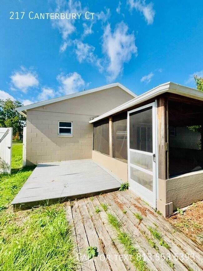 Building Photo - 217 Canterbury Ct