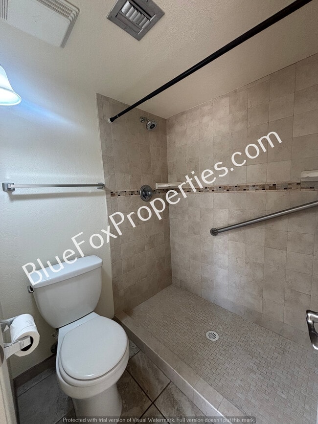 Building Photo - 2898 E Weymouth Cir