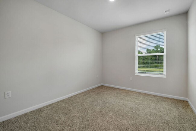 Building Photo - 173 Turpentine Dr