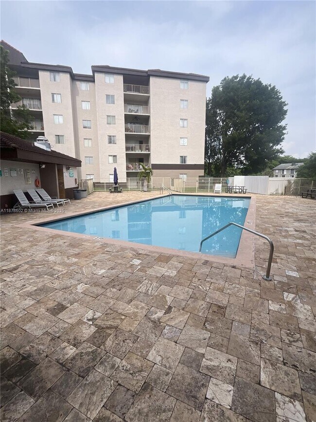 Building Photo - 15221 SW 80th St