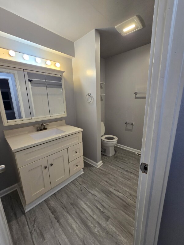 Building Photo - 72 Wilbury Pl