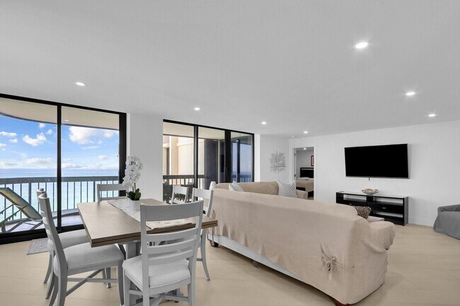 Building Photo - 5380 N Ocean Dr