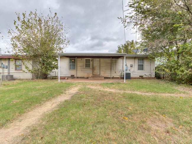 Building Photo - 1314 SE 40th St