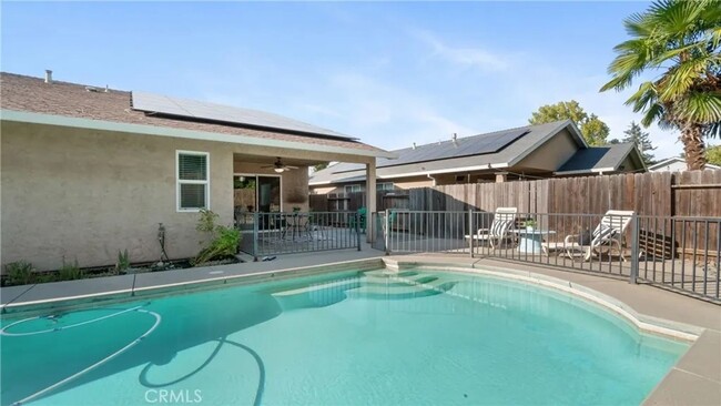 Building Photo - Relax by the Pool!