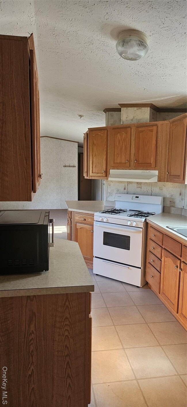 Building Photo - 1450 US-44
