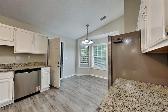 Building Photo - 1430 Steve Ct