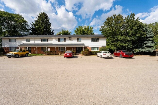 Building Photo - APARTMENT FOR LEASE - 2BD 1BTH NEWLY RENOVATED