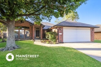 Building Photo - 3701 Harmony Dr