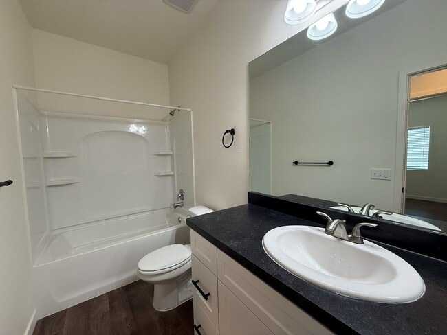 Building Photo - 29 Palms Home with Solar