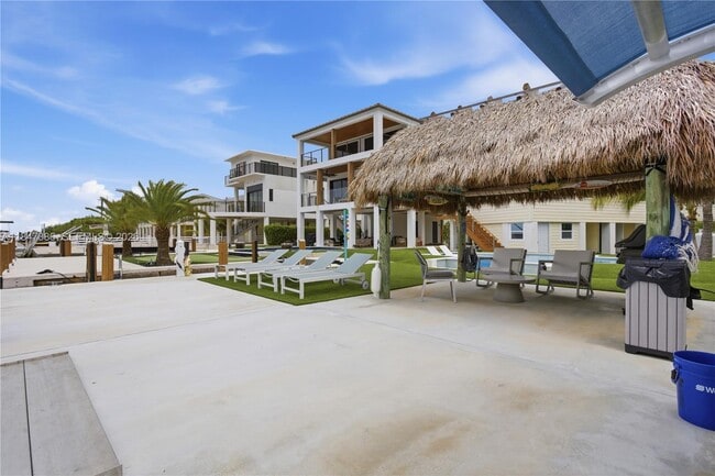 Building Photo - 235 Tavernier Dr