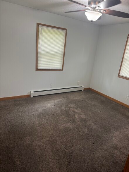 Building Photo - 80 Mary Ann Ln