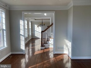 Building Photo - 301 Wagon Wheel Ln
