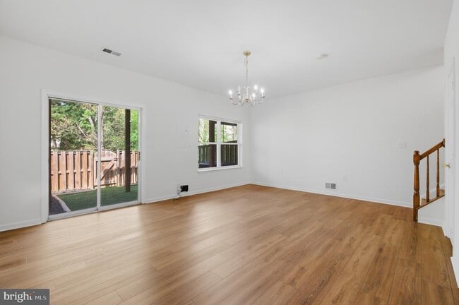 Building Photo - 14666 Seasons Dr