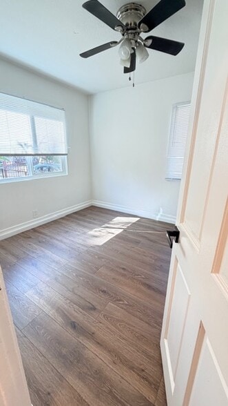 Building Photo - 2840 S Mansfield Ave