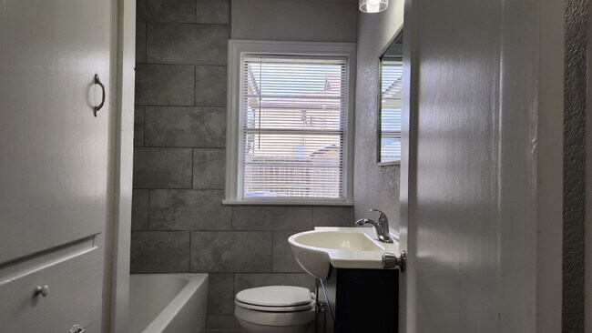 Building Photo - 5611 George Bush Dr