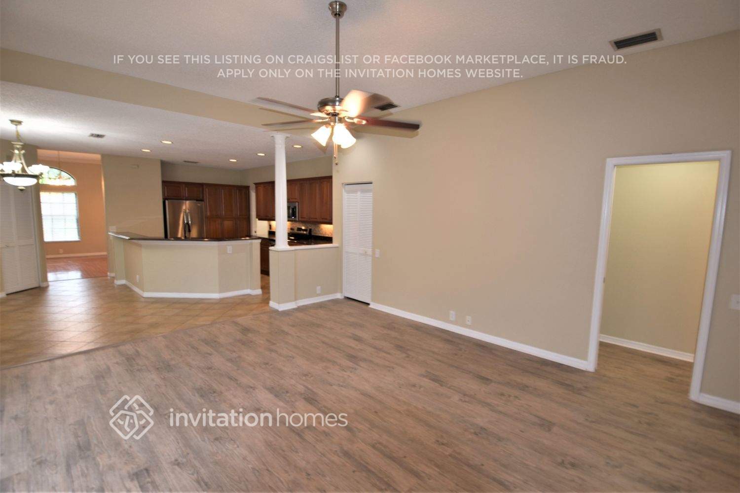 Building Photo - 4443 Bardsdale Dr