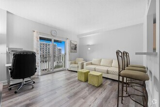 Building Photo - 50 Menores Ave
