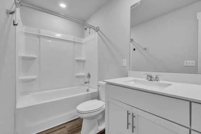 Building Photo - 1020 Baltusrol Ln