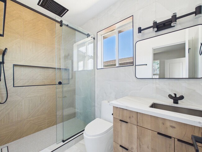 Building Photo - Brand-New Detached 2BR 2 bath Home in Vista | Modern Finishes & A/C in Every Room