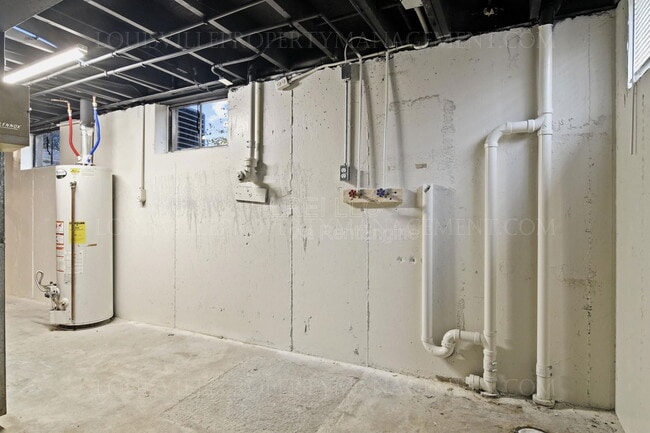 Building Photo - 3107 Iris Way