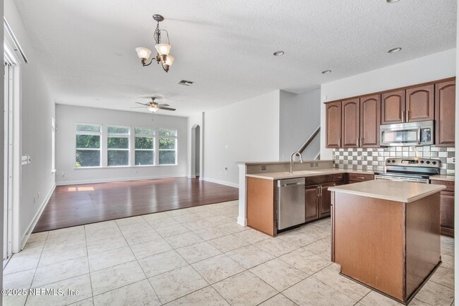 Building Photo - 2908 Woodbridge Crossing Ct