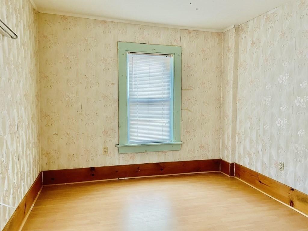 Building Photo - 188 Main St