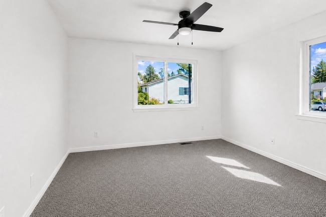 Building Photo - 94 Mountain Shadows Ln