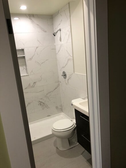 1st Floor Full Bath - 107 E 32nd St