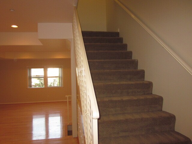 Building Photo - 2283 Waltonia Dr