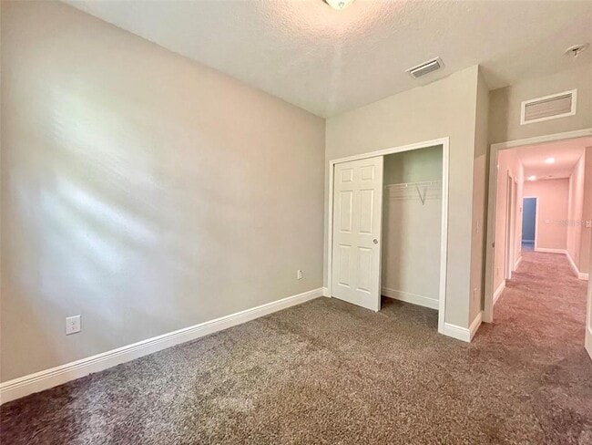 Building Photo - 2820 Grand Kemerton Pl