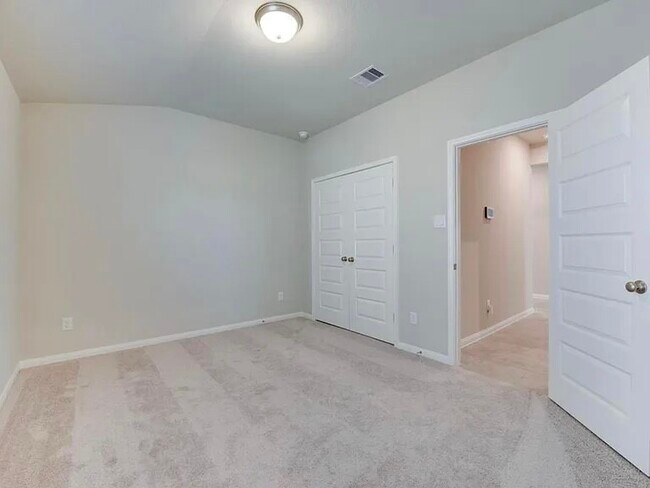 Building Photo - 2418 Humble Wy