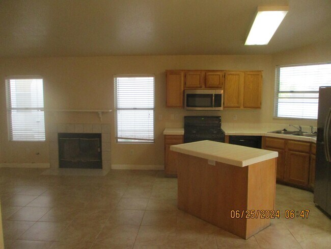 Building Photo - 8216 Grassy Point Cir