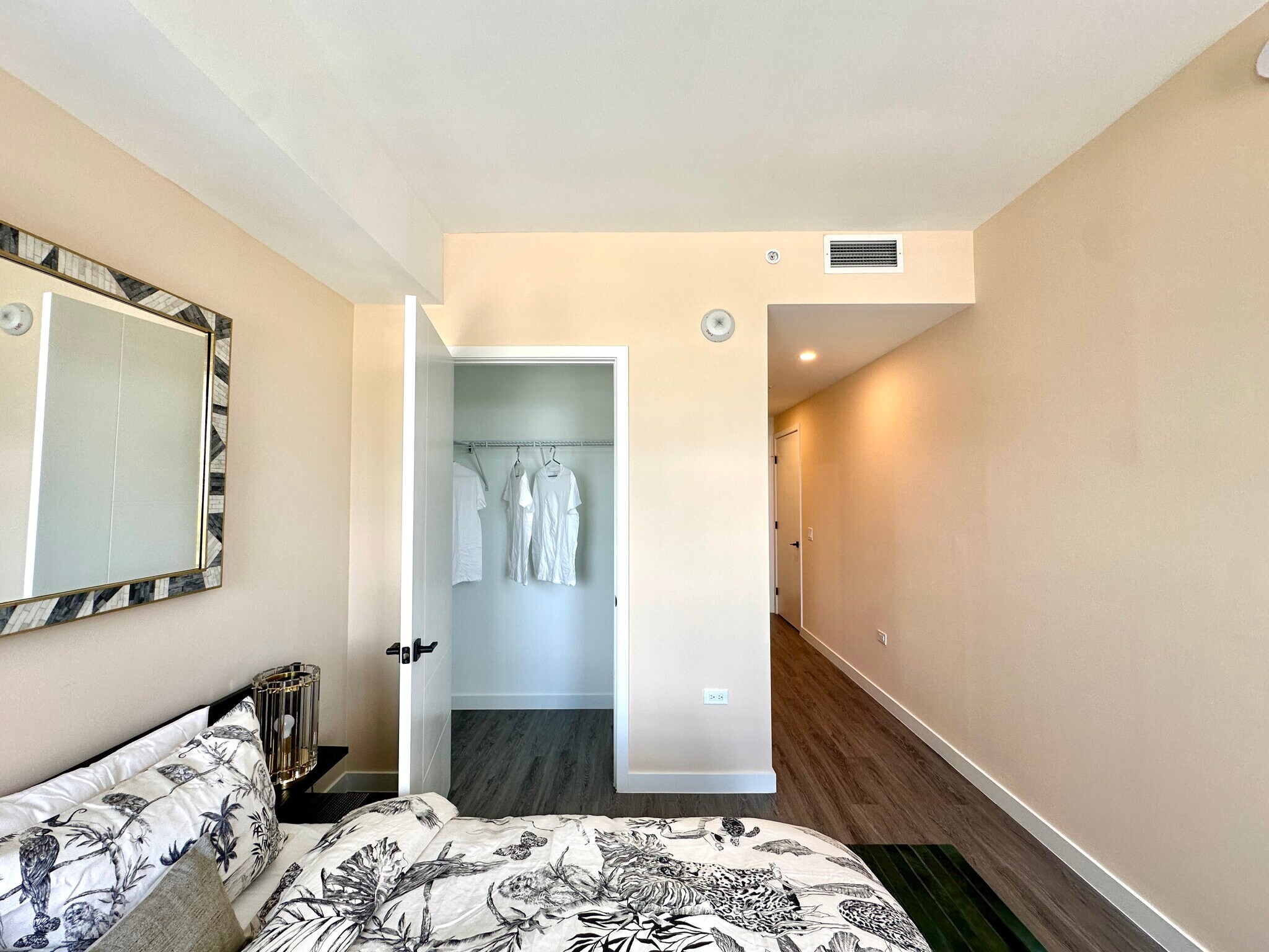 Building Photo - 52 NW 32nd St