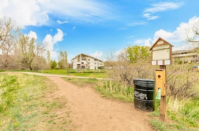 Building Photo - 1705 Heatheridge Rd