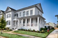 Building Photo - Fully Furnished 3 Bedroom Home Near Toyota...