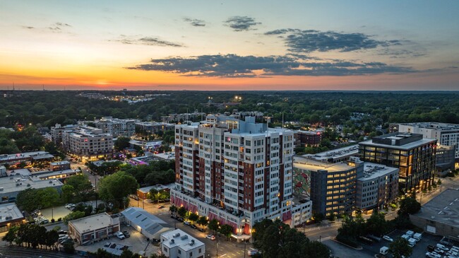 Building Photo - Luxury Urban Living at its Finest in Ralei...